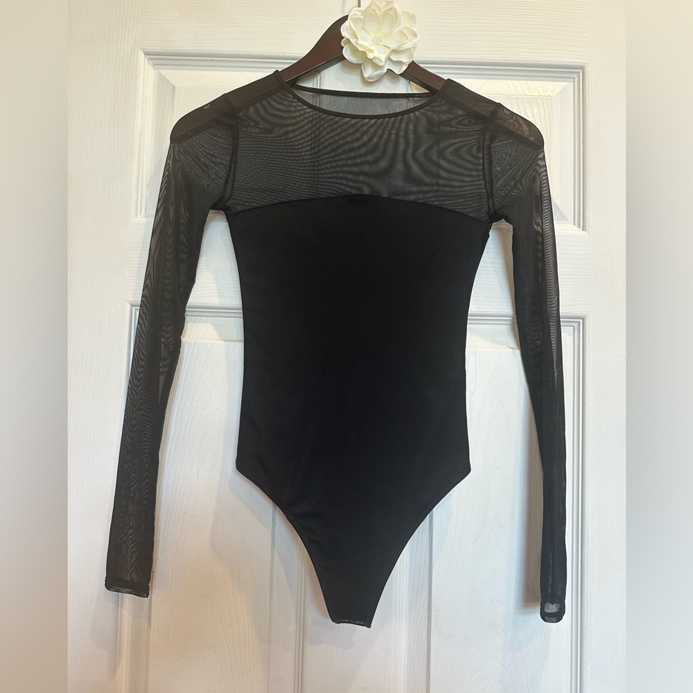 Abercrombie & Fitch, Black Sheer Sleeve Bodysuit - Picture 3 of 8